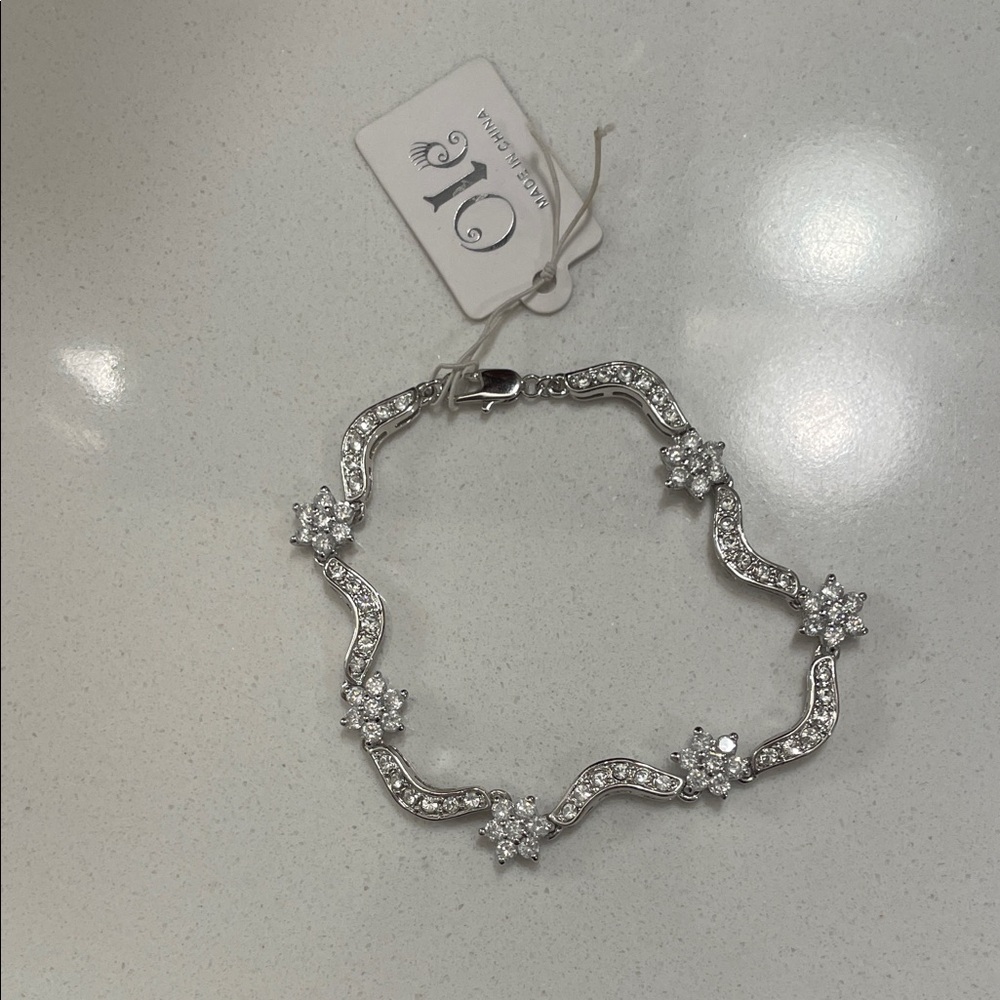 Silver Floral Bracelet